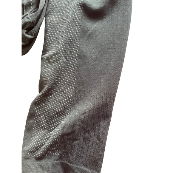 Gymshark Womens Black Long Sleeve Mesh Crop Top Drawstring Hem Activewear Small - Picture 5 of 7